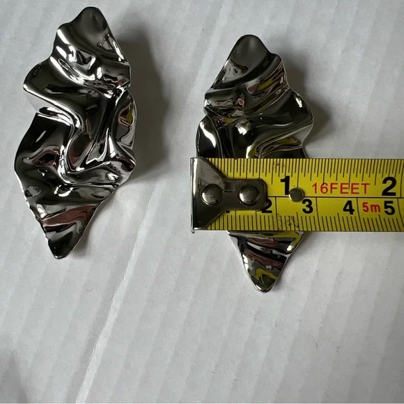 Alexis Bittar 💖Crumpled Rhodium Metal Dangle Large Drop Earrings Silver Tone💖 - Picture 11 of 14